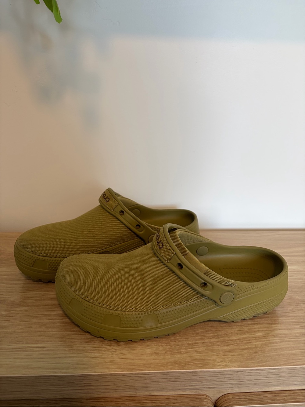 Crocs crafted clog